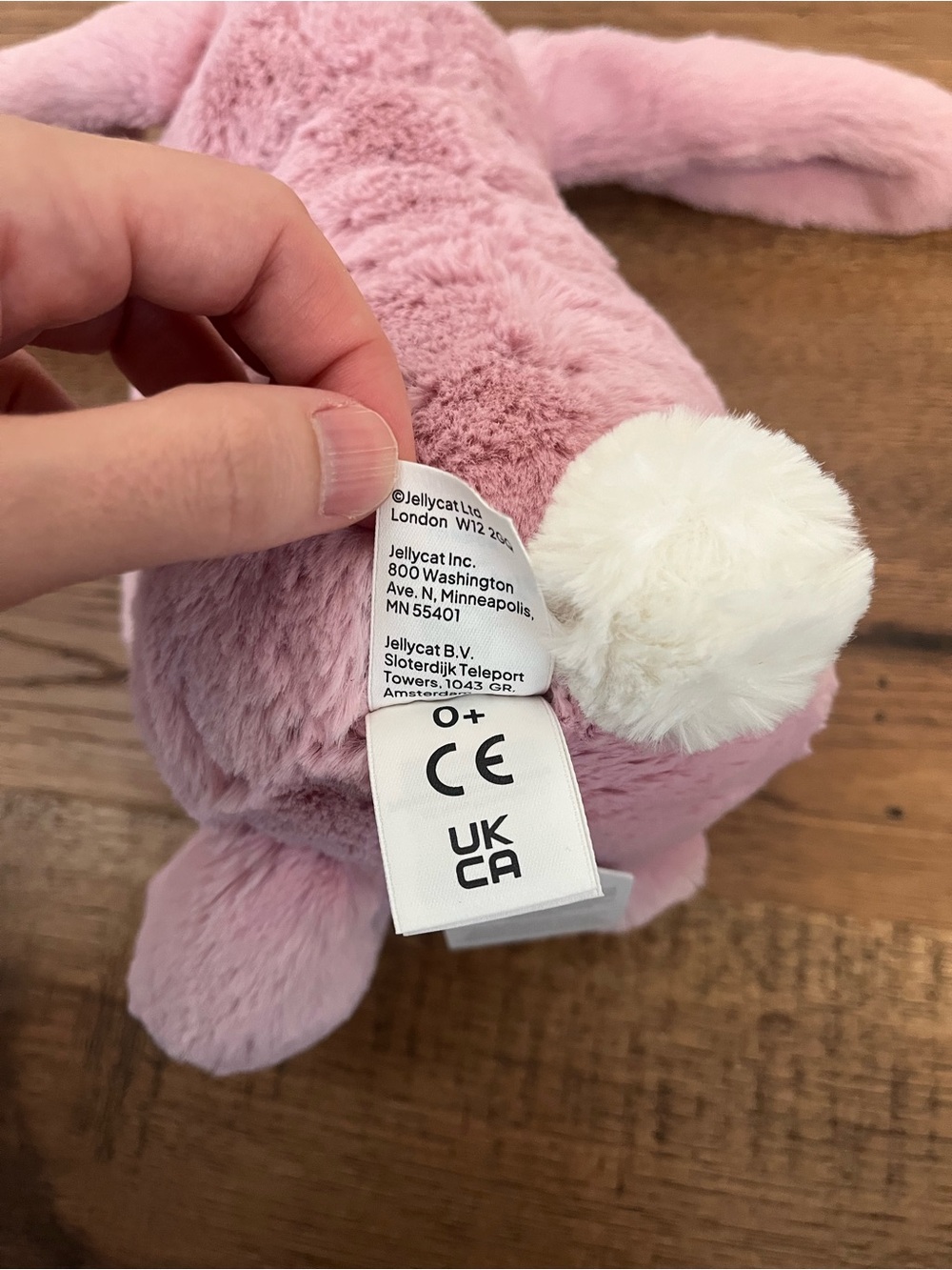 Jellycat Bashful Tulip Bunny - BNWT - Authentic - dust bag included - Picture 8 of 14